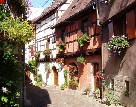 Balade à Eguisheim, beau village en alsace - les ruelles